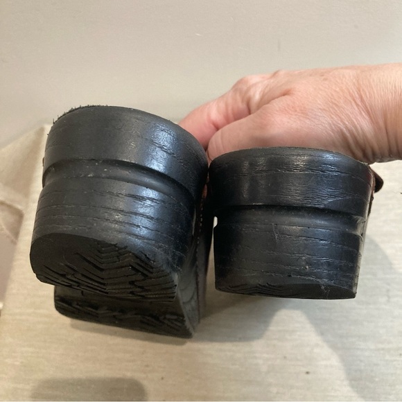 SANITA Sz 41 Professional Slip On Leather Perforated Toe Cap Comfort Clog Mules - Picture 13 of 15